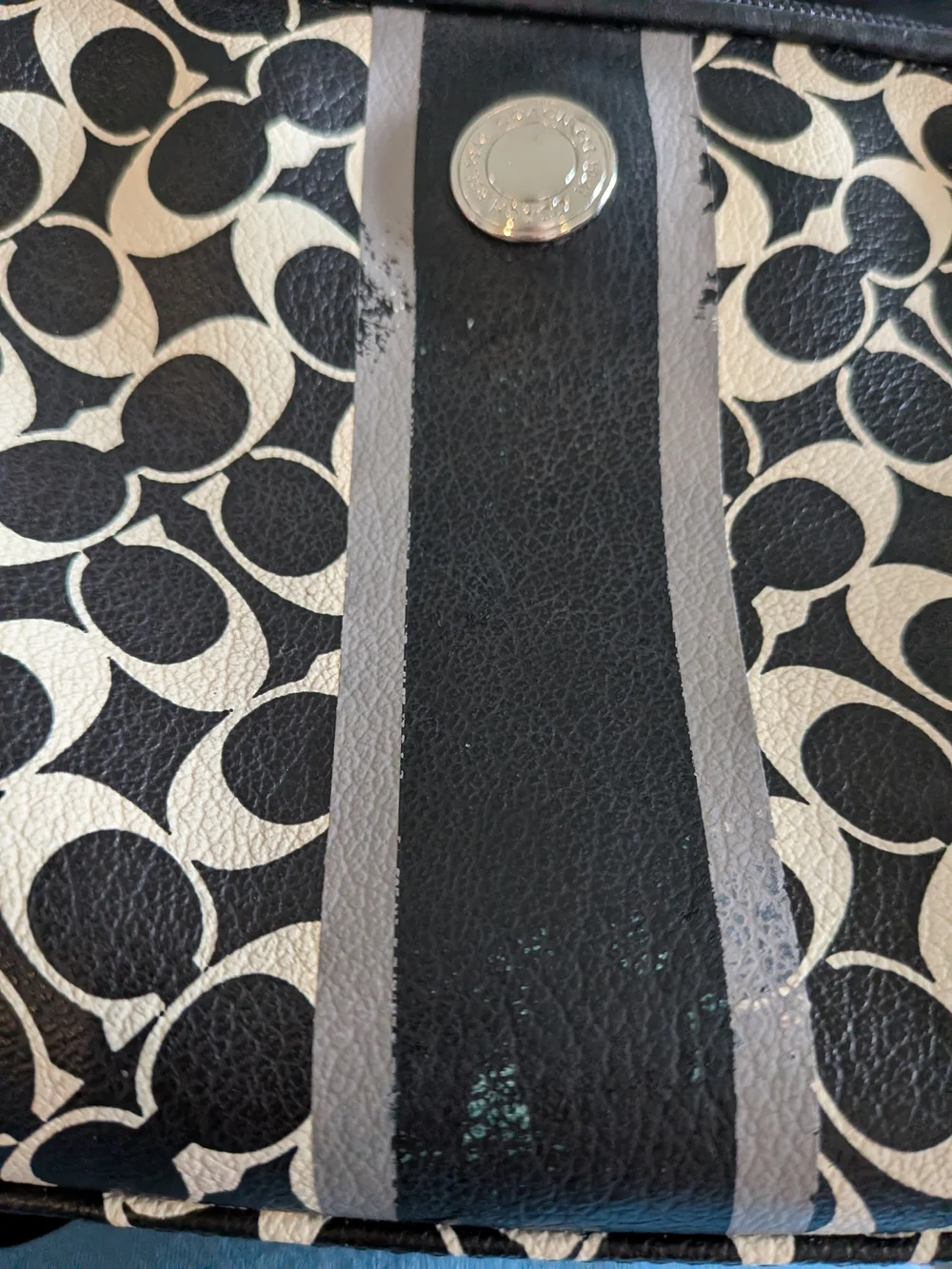 Coach Black &‎ Cream Signature Cosmetic Case